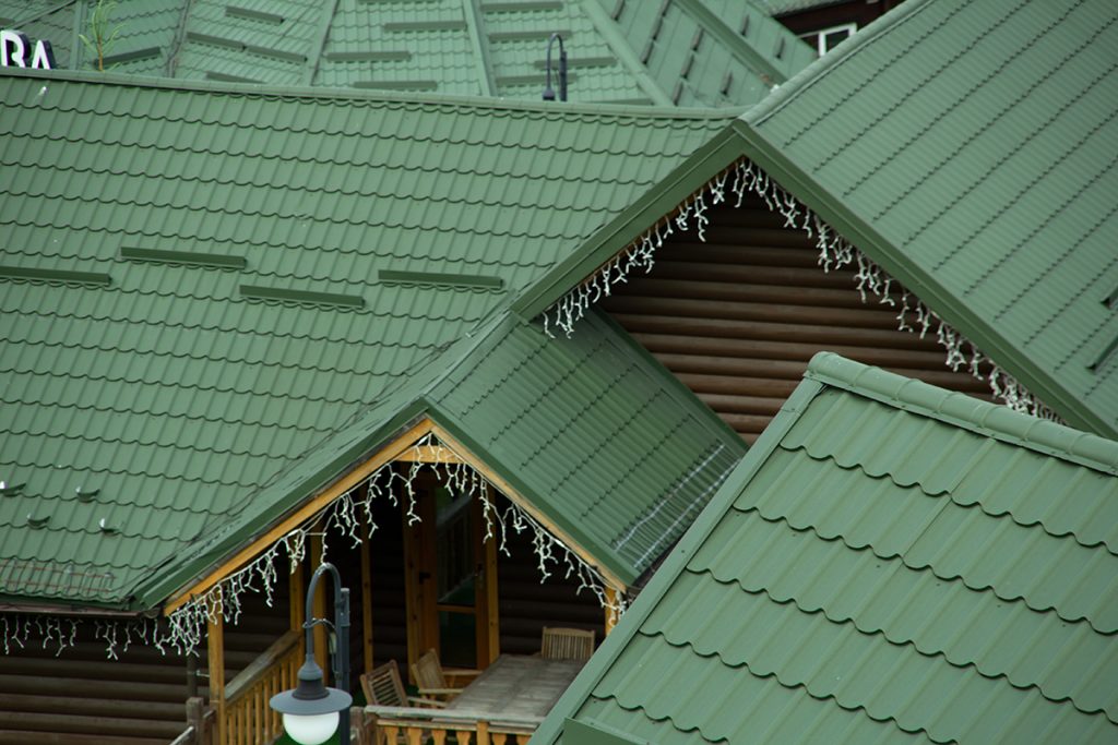metal roofing installation